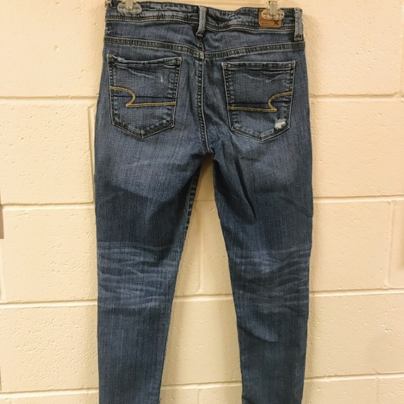 American Eagle ripped jeans - Picture 2 of 5